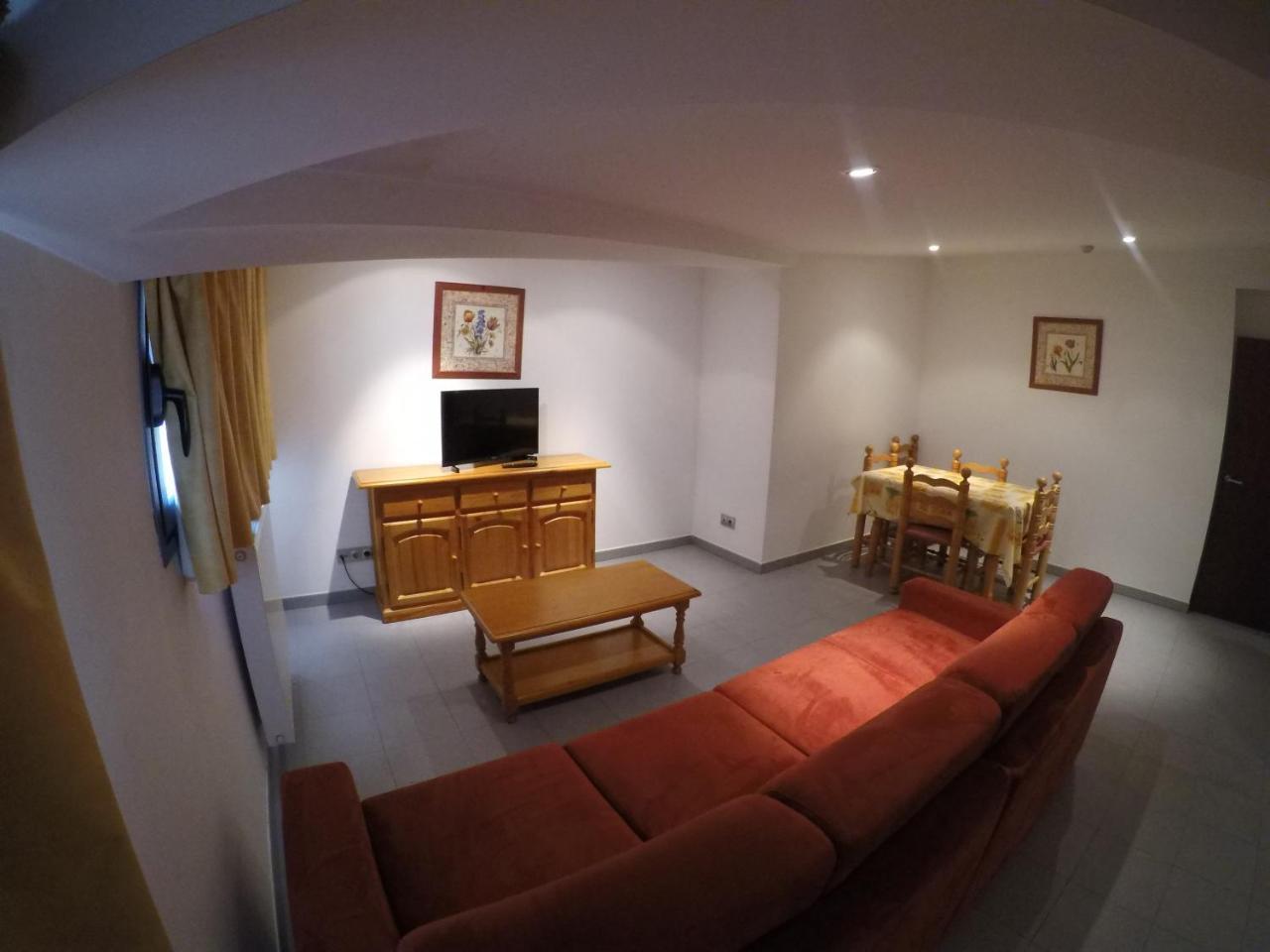 Turisticos Roc Del Castell Apartment
